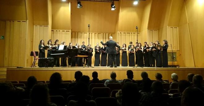 Concert de la coral ARSinNOVA a l’església per a la restauració de l’orgue