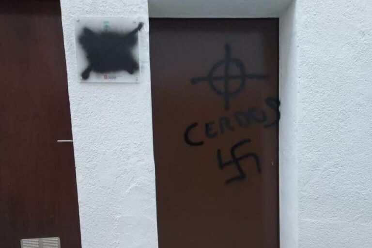 Les pintades, a la nova seu de la regidoria d'Igualtat.