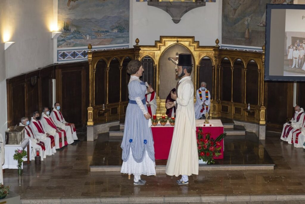 Ballada dels gegants a la missa de Sant Romà del 2021 (Parròquia de Sant Romà)
