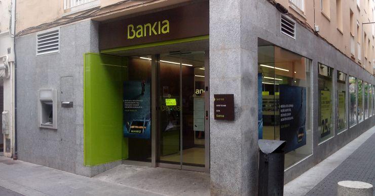 La PAH Lloret atura un desnonament que estava a punt de produir-se