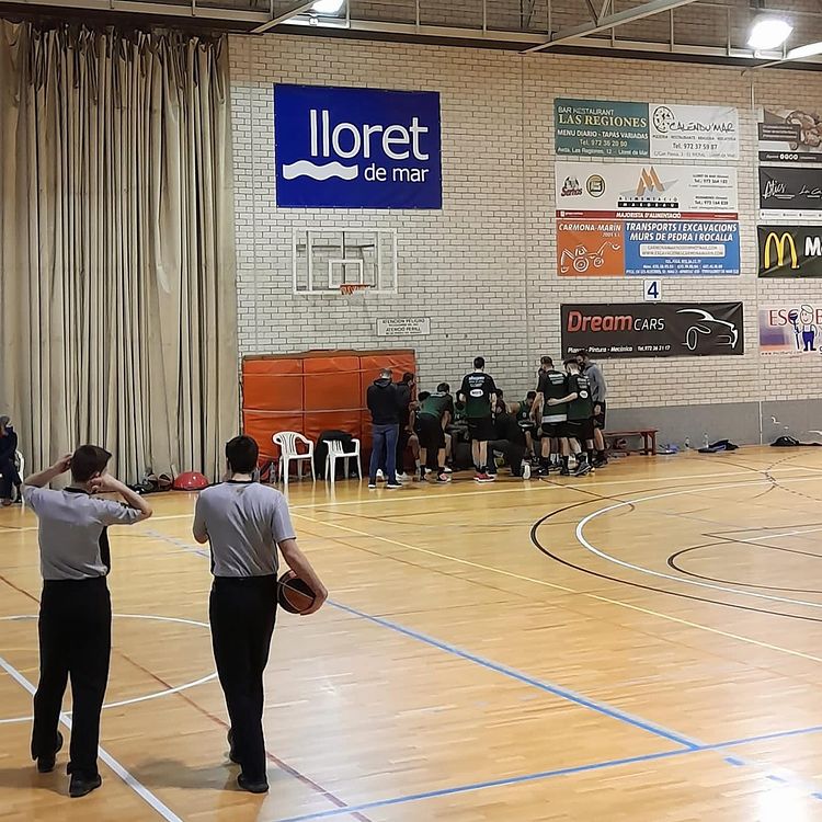 Un partit del sènior masculí (Bàsquet Lloret)