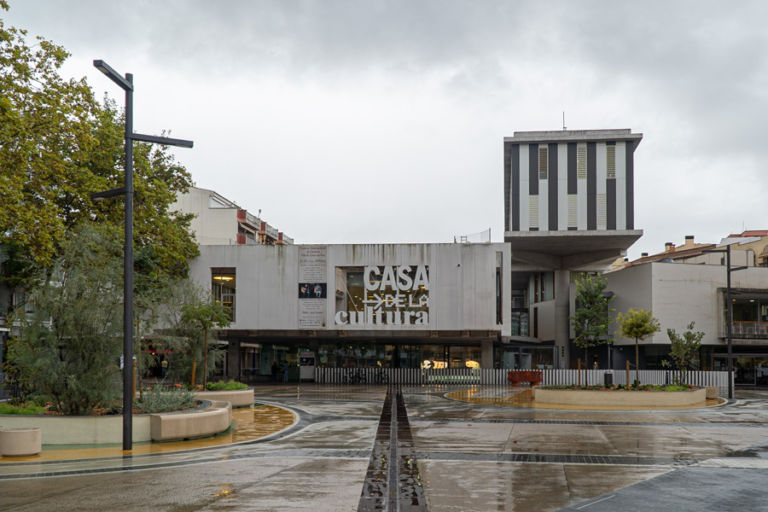 La Casa de la Cultura, seu de la Biblioteca