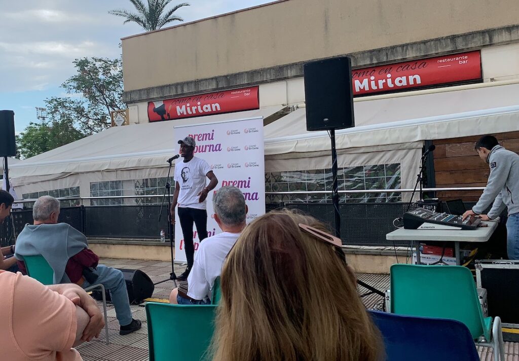 Buba Junior actuant a la Festa de l'Espurna