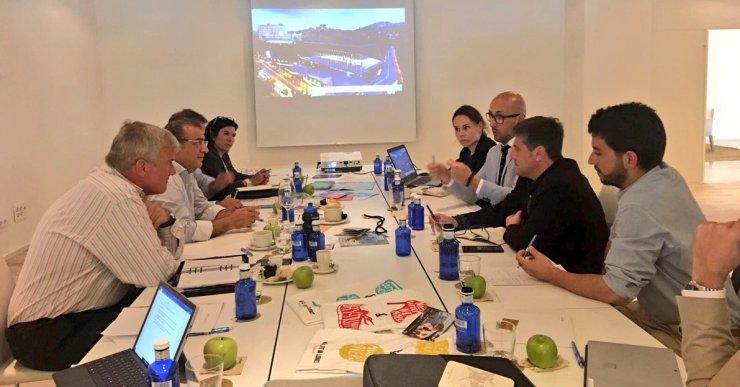 Lloret Turisme viatja a Calvià (Mallorca) per intercanviar experiències com a destí de sol i platja