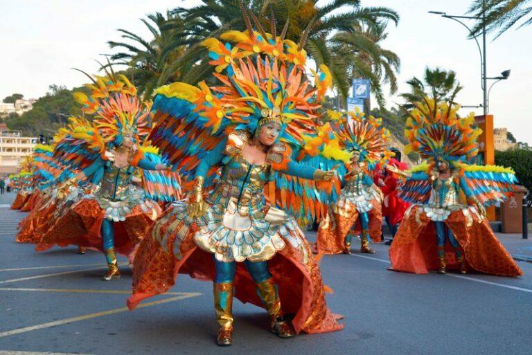 Les carrosses de Tossa de Mar tornen a guanyar en la rua lloretenca