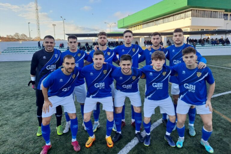 L'equip, abans del partit (CF Lloret)