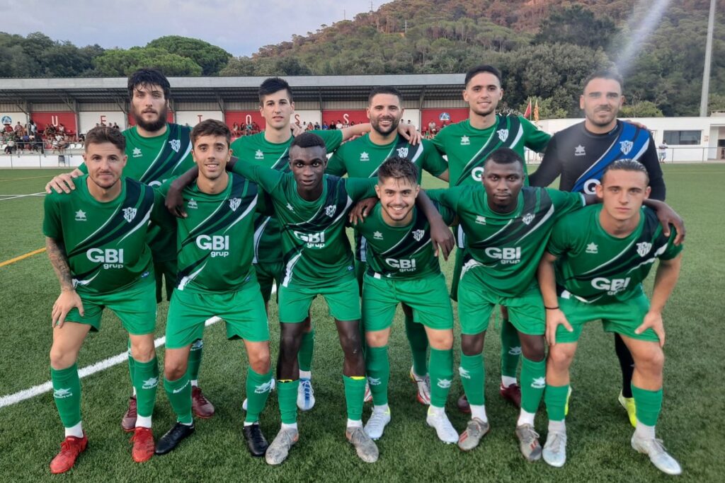 El Lloret, abans d'un dels partits del triangular (CF Lloret)