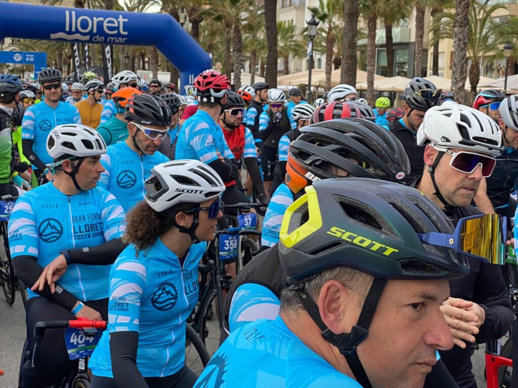 Sortida de la Gran Fondo Lloret Costa Brava.