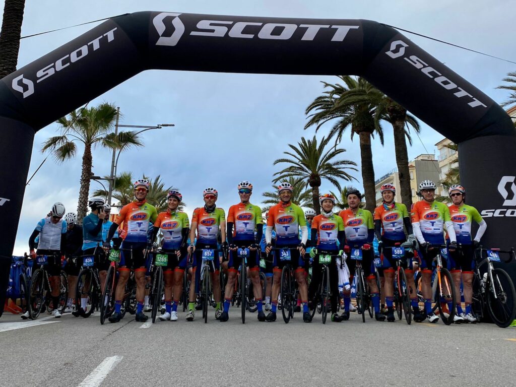 Sortida de la Gran Fondo Lloret Costa Brava.