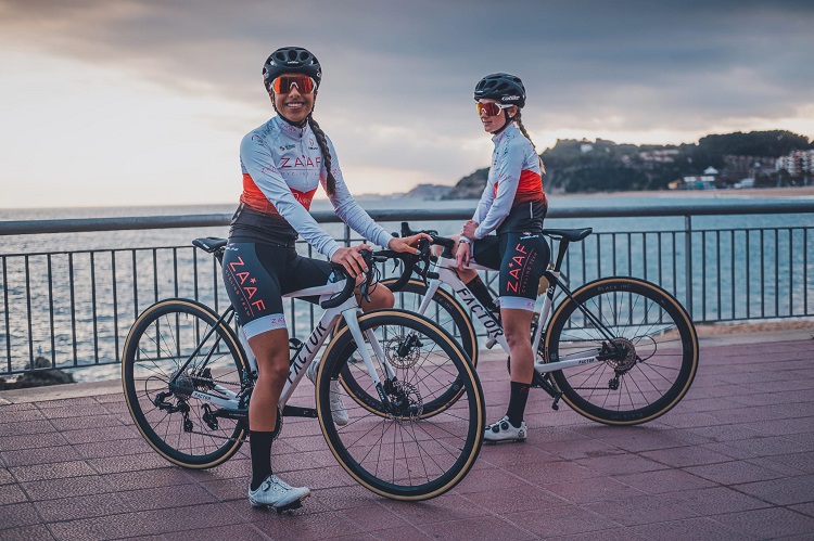 Un dels equips femenins de ciclisme.