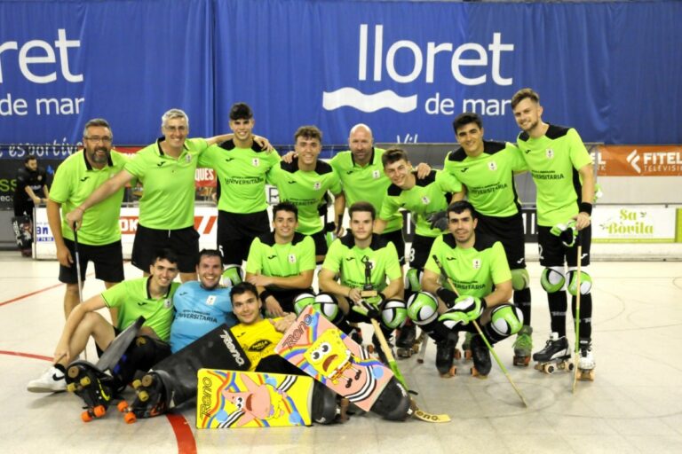 L'equip al Torneig Dona Marinera (Club Hoquei Lloret)