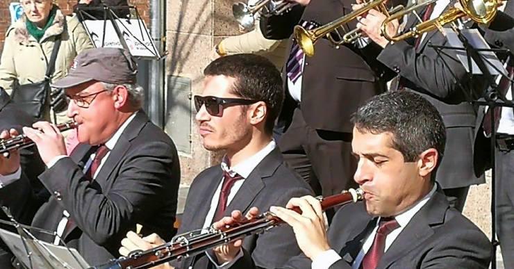 La cobla Jovenívola de Sabadell és l’encarregada de l’audició de sardanes d’aquest dissabte