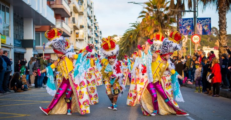 La Colla Encantats de Lloret, amb ‘Rockocó’, guanya dos premis al Carnaval de Blanes