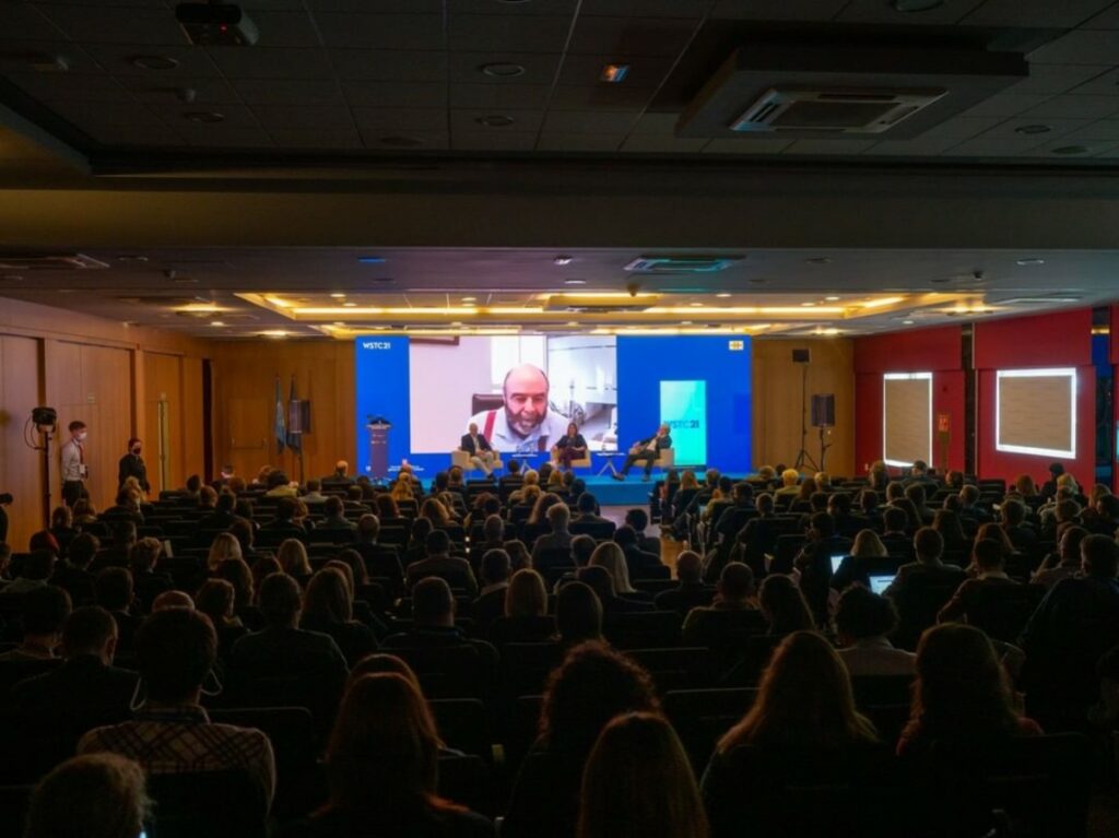 La sala plena al primer Congrés Mundial de Turisme Esportiu (Ajuntament de Lloret de Mar)