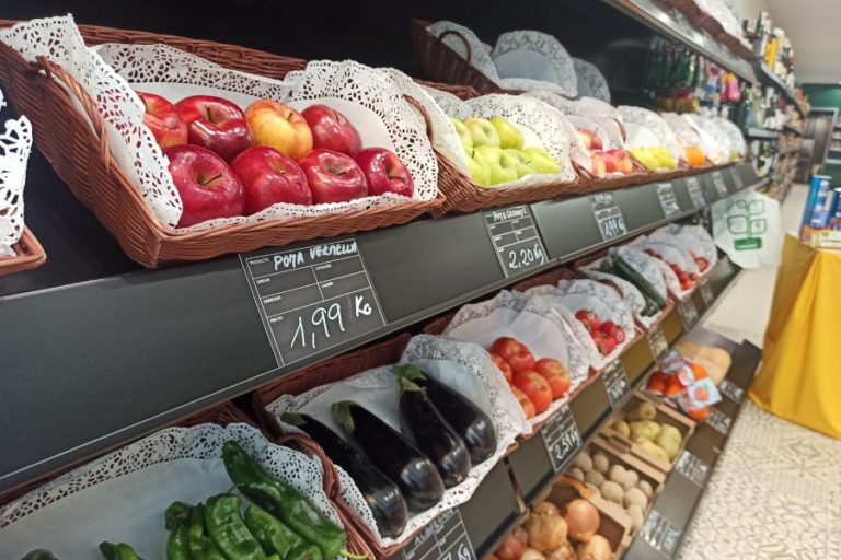 Cada cop es compra més alimentació, segons l'estudi d'Escodi