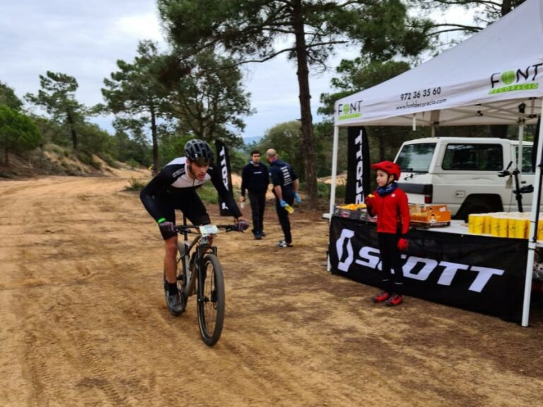 Un dels moments dels Corriols de l'Àvia (Penya Ciclista Lloret)
