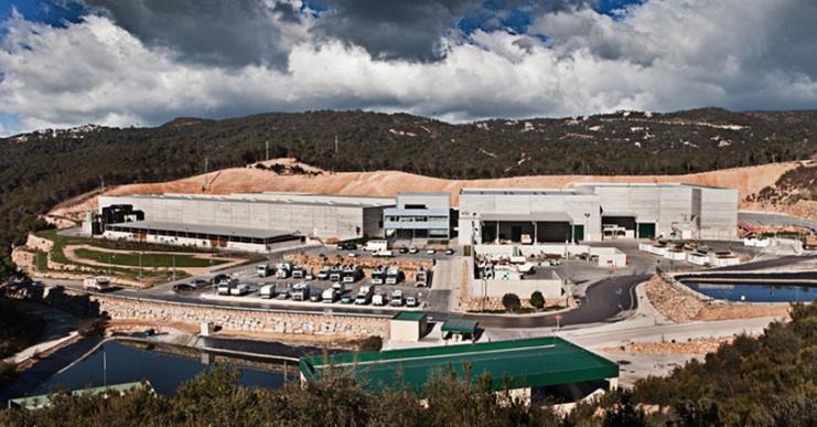 L’Ajuntament estudia què provoca la mala olor provinent de l’abocador municipal