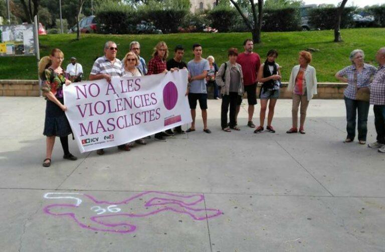 Concentració per donar visibilitat a les 36 dones mortes per violència masclista aquest any