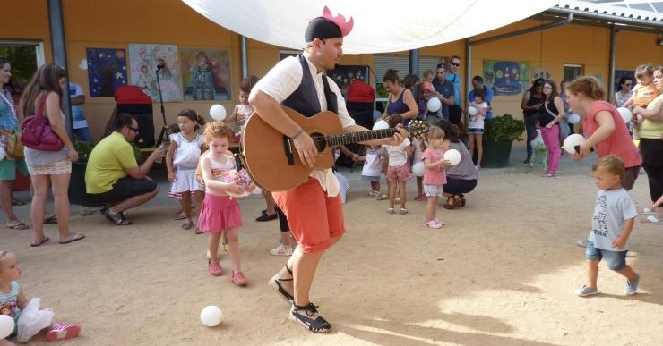 En Rikus ofereix un espectacle infantil per a tots els infants de Lloret