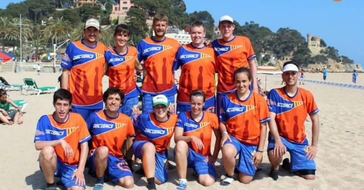 L’ultimate frisbee torna a la platja de Lloret aquesta Setmana Santa