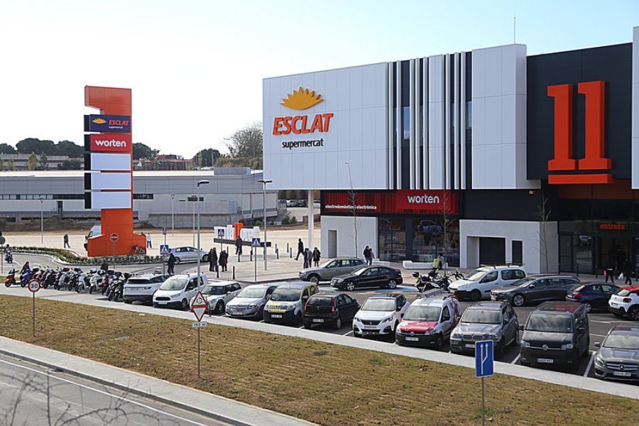La botiga Worten forma part del centre comercial Porta Lloret