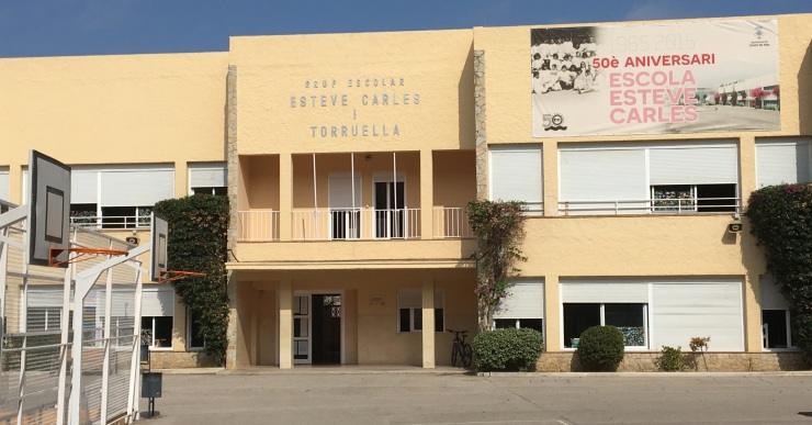 L'escola Esteve Carles, seu de les classes de reforç.