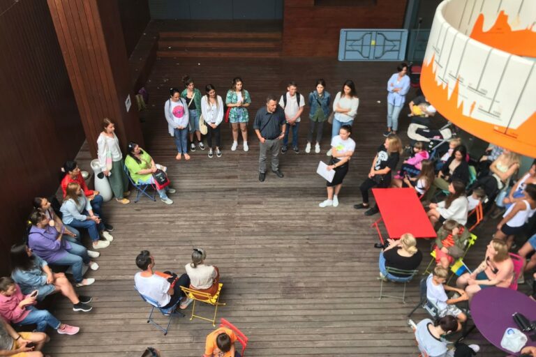 Presentació de l'escola provisional (IE)