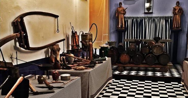 La capella dels Sants Metges inaugura avui l’exposició ‘Vinyes verdes ran de marc’