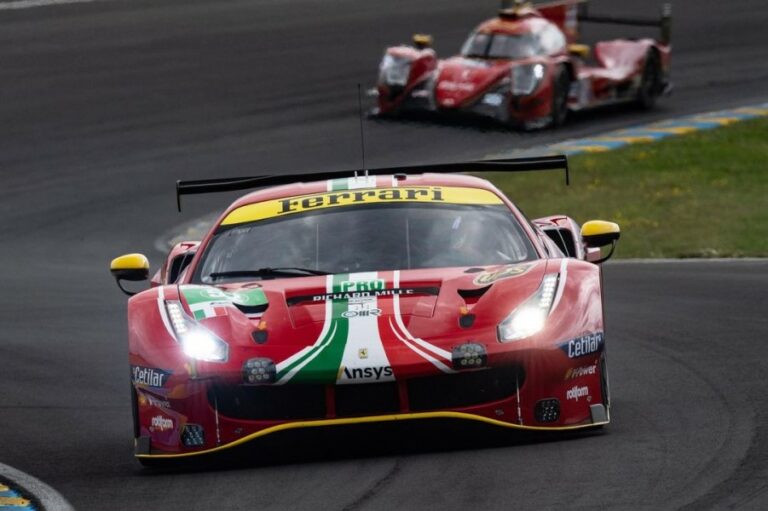El Ferrari de Miguel Molina (Instagram)