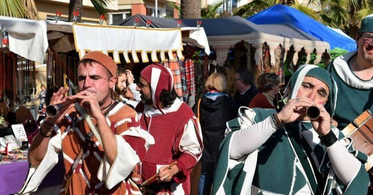 Un campament militar, més desfilades i espectacles itinerants, les novetats de la Fira Medieval