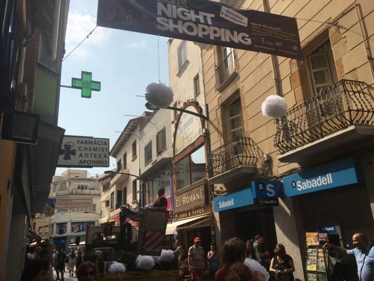 Darrers preparatius per a la Night Shopping, amb més de 30 activitats al carrer