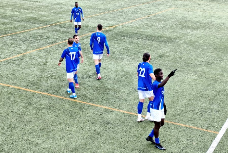 El primer equip del CF Lloret (Cristian García)