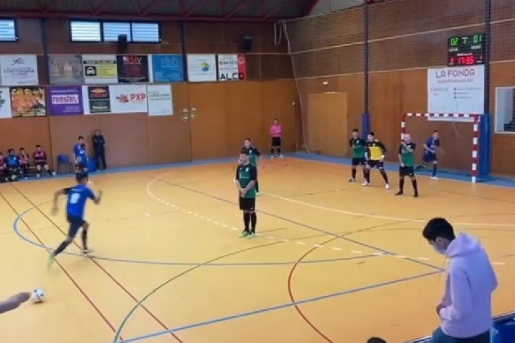 Un moment del partit del Club Futbol Sala Lloret