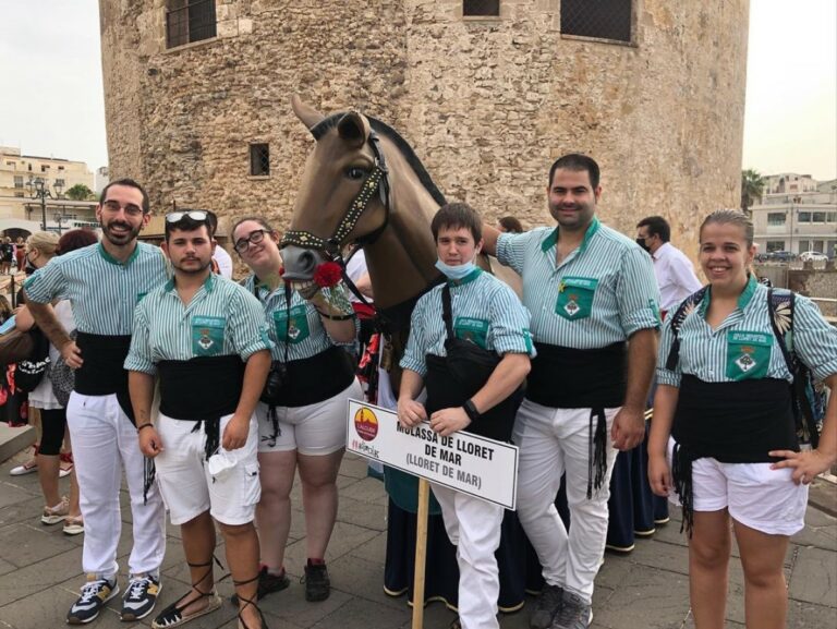 La colla amb La Pepa Maca, a l'Alguer (Colla gegantera de Lloret)