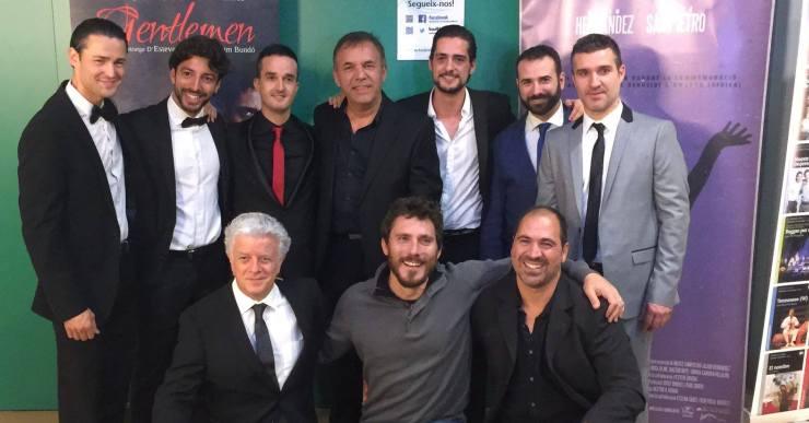 Un centenar de persones gaudeixen de l’estrena de ‘Gentlemen’ a Lloret