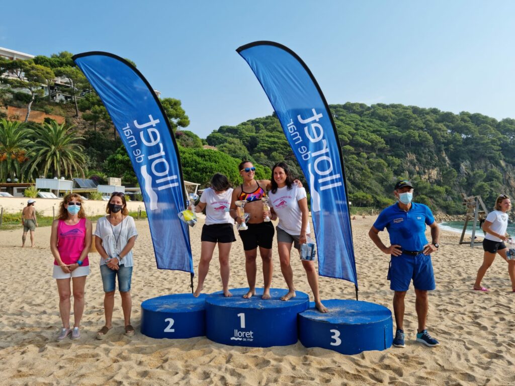 Guanyadors de la 1a travessia de Lloret, feta el 26 de setembre del 2021.