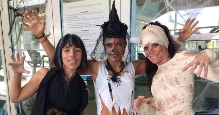 El Halloween arriba a la piscina municipal amb un concurs de disfresses