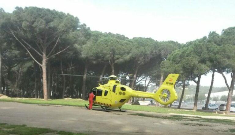 Un motorista pateix una aturada cardíaca mentre conduïa i s’accidenta, aquest matí a Lloret