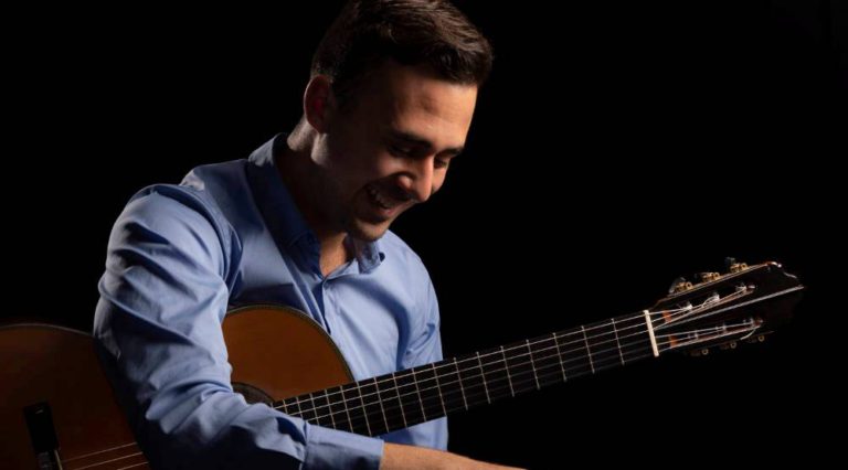 El guitarrista Joel Rodríguez actua aquest dissabte a la parròquia de Lloret