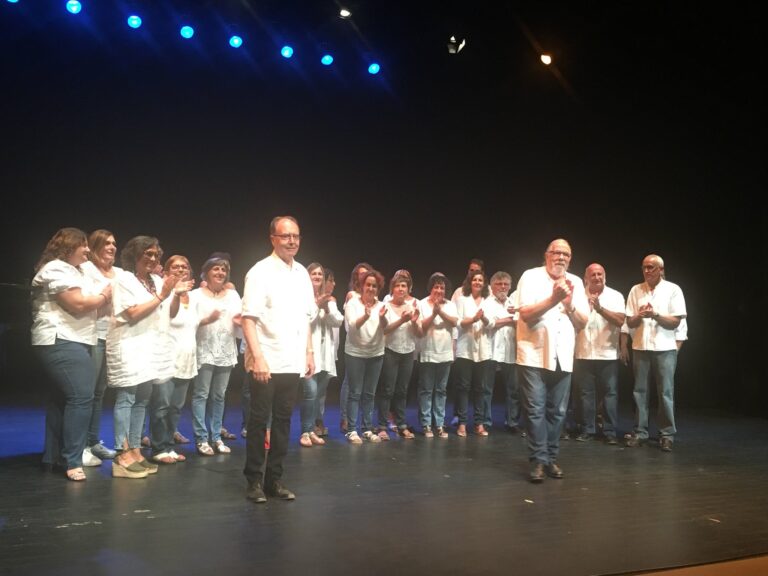 Josep Bernat, després de tocar el piano amb la coral Ars Nova Lloret.