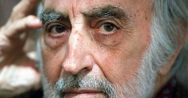 La biblioteca acull una exposició sobre l’escriptor Josep Palau i Fabre