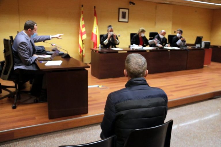 Jutgen un acusat per abusar sexualment d’una amiga de la seva filla a Lloret de Mar
