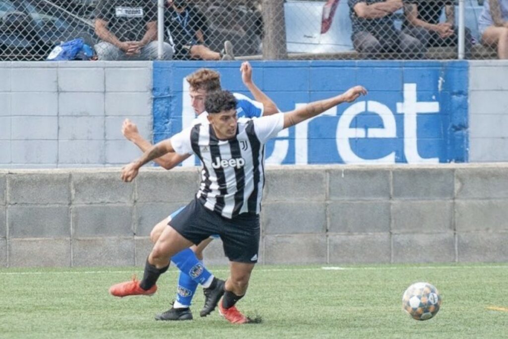 Un partit de la temporada anterior (Juve Lloret)