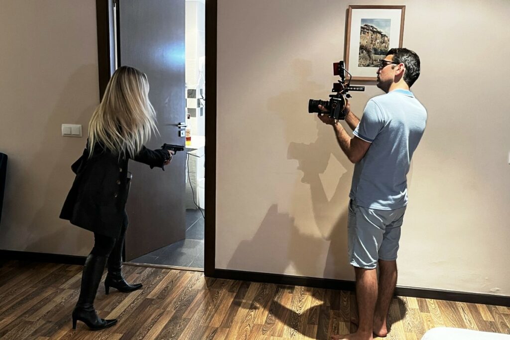 Carla Frigo, en el rodatge del tràiler per anunciar el festival Lloret Negre