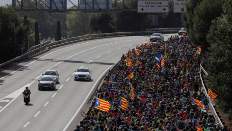 L’alta demanda obliga ERC de Lloret a muntar un tercer bus per anar a la gran manifestació de Barcelona