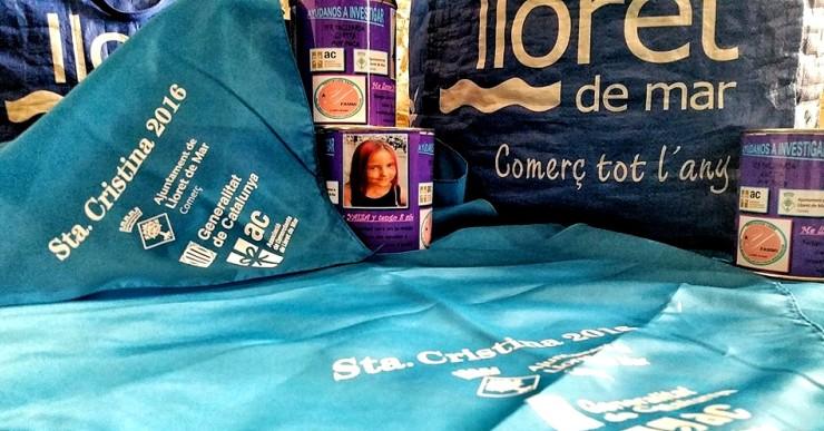 Mocadors de Santa Cristina blau turquesa solidaris amb la Yaiza