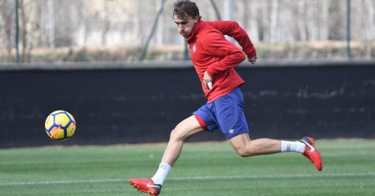 Muniesa torna als entrenaments després d’un mes de baixa per una lesió al turmell dret