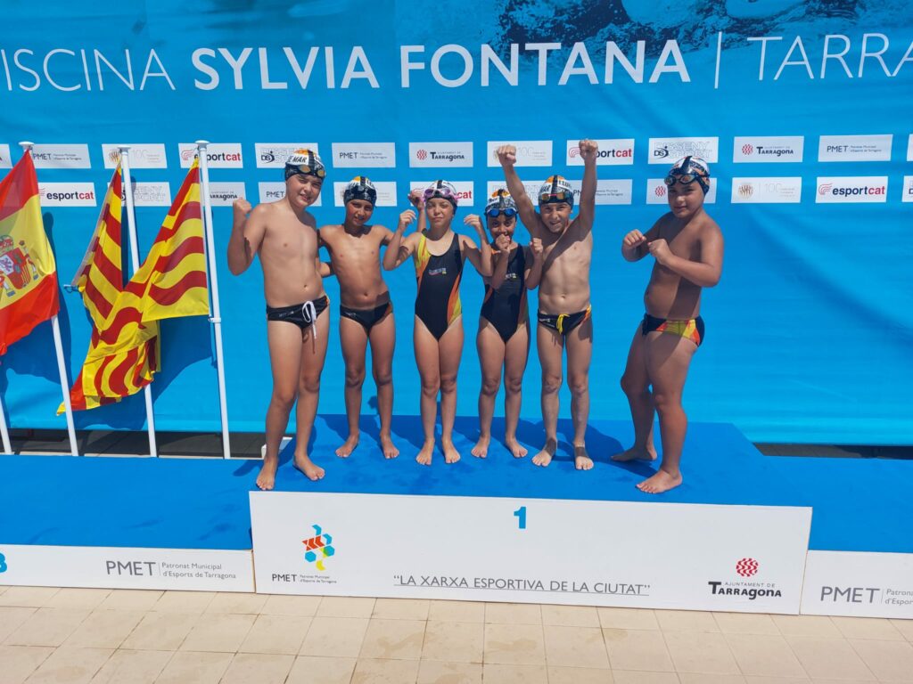 nedadors del CN Lloret, que han participat a la final de Tarragona