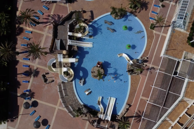 El parc aquàtic de l'Aparthotel Costa Encantada