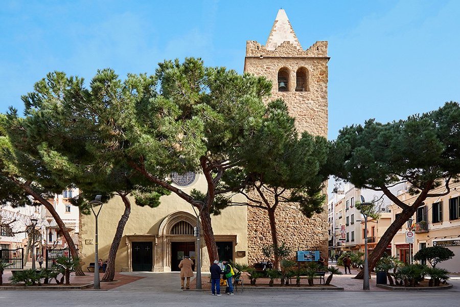 La parròquia de Sant Romà, on hi ha un dels tòtems de la ruta comarcal.